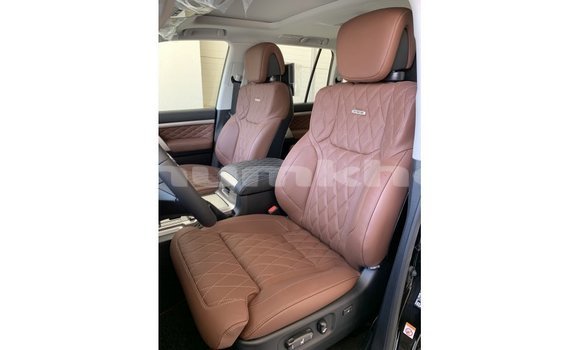 Buy Import Toyota Land Cruiser Black Car in Import - Dubai in Bumthang Buy Import Toyota Land Cruiser Black Car in Import - Dubai in Bumthang