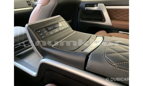 Buy Import Toyota Land Cruiser Black Car in Import - Dubai in Bumthang Buy Import Toyota Land Cruiser Black Car in Import - Dubai in Bumthang