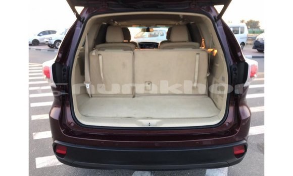 Buy Import Toyota Highlander Other Car in Import - Dubai in Bumthang Buy Import Toyota Highlander Other Car in Import - Dubai in Bumthang