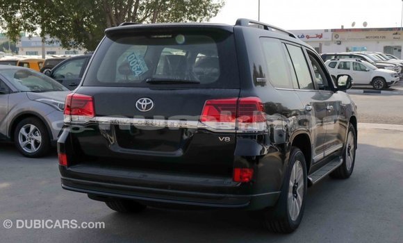 Buy Import Toyota Land Cruiser Black Car in Import - Dubai in Bumthang Buy Import Toyota Land Cruiser Black Car in Import - Dubai in Bumthang