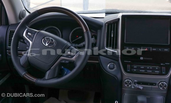Buy Import Toyota Land Cruiser Black Car in Import - Dubai in Bumthang Buy Import Toyota Land Cruiser Black Car in Import - Dubai in Bumthang
