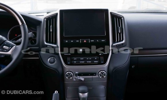 Buy Import Toyota Land Cruiser Black Car in Import - Dubai in Bumthang Buy Import Toyota Land Cruiser Black Car in Import - Dubai in Bumthang