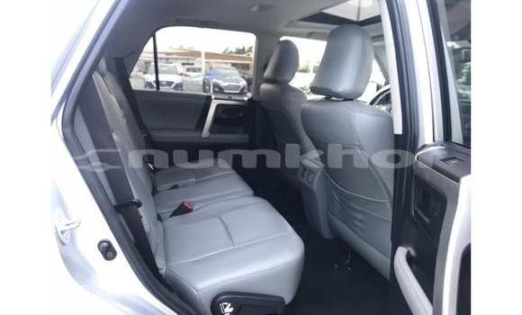 Buy Import Toyota 4Runner Other Car in Import - Dubai in Bumthang Buy Import Toyota 4Runner Other Car in Import - Dubai in Bumthang