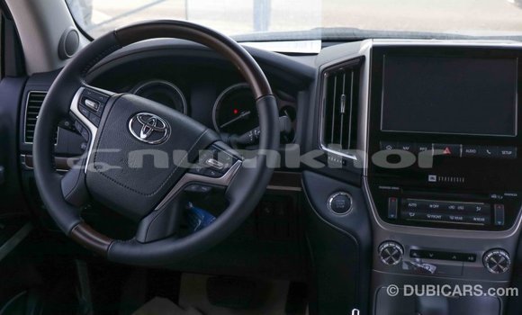 Buy Import Toyota Land Cruiser Black Car in Import - Dubai in Bumthang Buy Import Toyota Land Cruiser Black Car in Import - Dubai in Bumthang