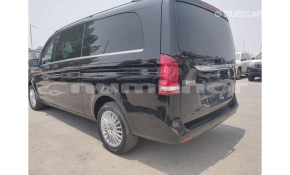 Buy Import Mercedes-Benz 250 Black Car in Import - Dubai in Bumthang Buy Import Mercedes-Benz 250 Black Car in Import - Dubai in Bumthang