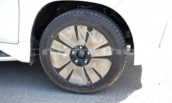 Buy Import Lexus LX White Car in Import - Dubai in Bumthang Buy Import Lexus LX White Car in Import - Dubai in Bumthang