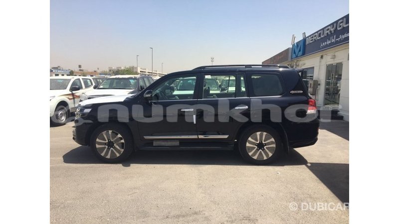 Big with watermark toyota land cruiser bumthang import dubai 2056