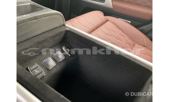 Buy Import Toyota Land Cruiser Black Car in Import - Dubai in Bumthang Buy Import Toyota Land Cruiser Black Car in Import - Dubai in Bumthang