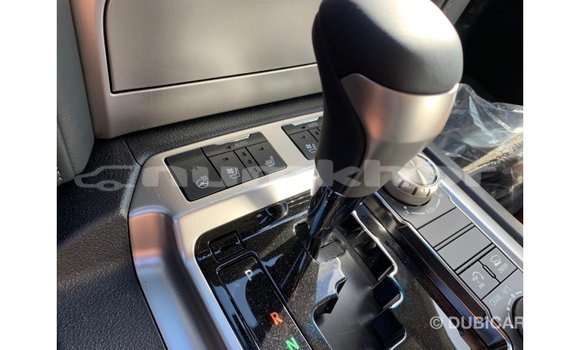Buy Import Toyota Land Cruiser White Car in Import - Dubai in Bumthang Buy Import Toyota Land Cruiser White Car in Import - Dubai in Bumthang
