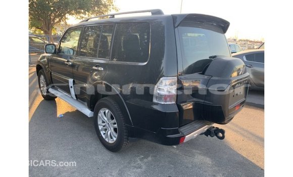 Buy Import Mitsubishi Pajero Black Car in Import - Dubai in Bumthang Buy Import Mitsubishi Pajero Black Car in Import - Dubai in Bumthang