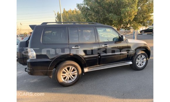 Buy Import Mitsubishi Pajero Black Car in Import - Dubai in Bumthang Buy Import Mitsubishi Pajero Black Car in Import - Dubai in Bumthang