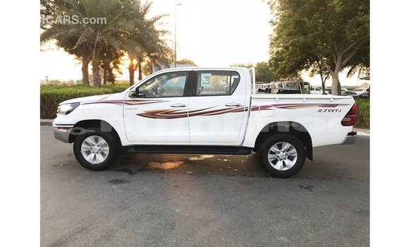 Buy Import Toyota Hilux White Car in Import - Dubai in Bumthang Buy Import Toyota Hilux White Car in Import - Dubai in Bumthang