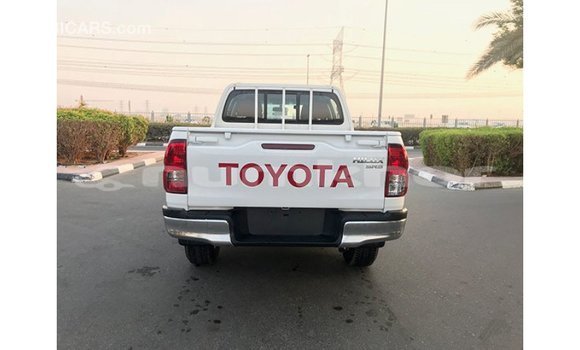 Buy Import Toyota Hilux White Car in Import - Dubai in Bumthang Buy Import Toyota Hilux White Car in Import - Dubai in Bumthang