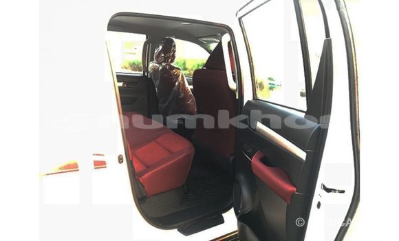 Buy Import Toyota Hilux White Car in Import - Dubai in Bumthang Buy Import Toyota Hilux White Car in Import - Dubai in Bumthang