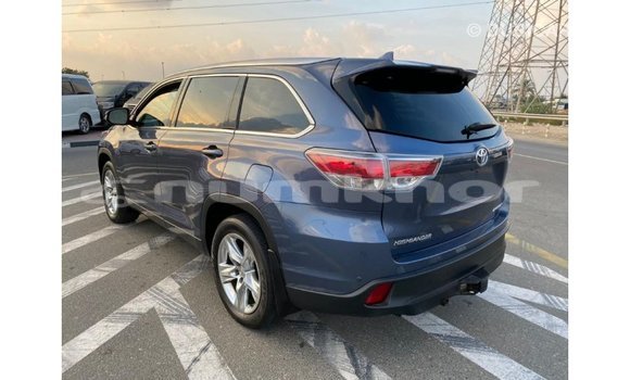 Buy Import Toyota Highlander Blue Car in Import - Dubai in Bumthang Buy Import Toyota Highlander Blue Car in Import - Dubai in Bumthang