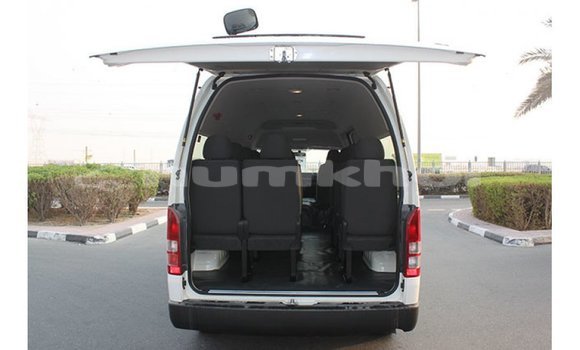 Buy Import Toyota Hiace White Car in Import - Dubai in Bumthang Buy Import Toyota Hiace White Car in Import - Dubai in Bumthang