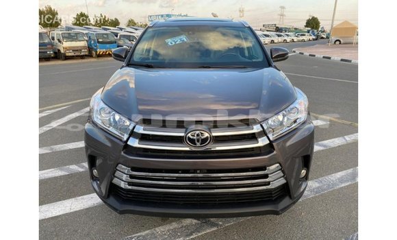 Buy Import Toyota Highlander Other Car in Import - Dubai in Bumthang Buy Import Toyota Highlander Other Car in Import - Dubai in Bumthang