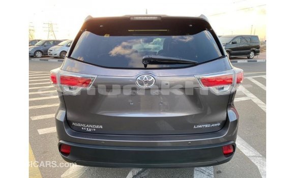 Buy Import Toyota Highlander Other Car in Import - Dubai in Bumthang Buy Import Toyota Highlander Other Car in Import - Dubai in Bumthang