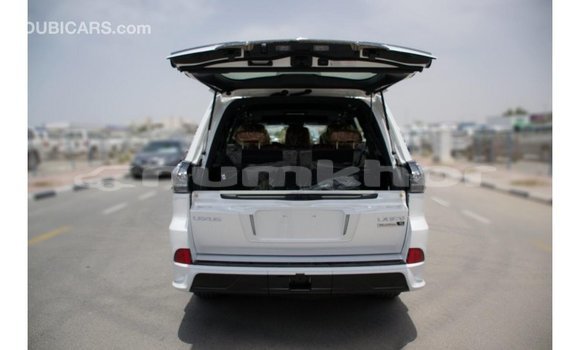 Buy Import Lexus LX White Car in Import - Dubai in Bumthang Buy Import Lexus LX White Car in Import - Dubai in Bumthang