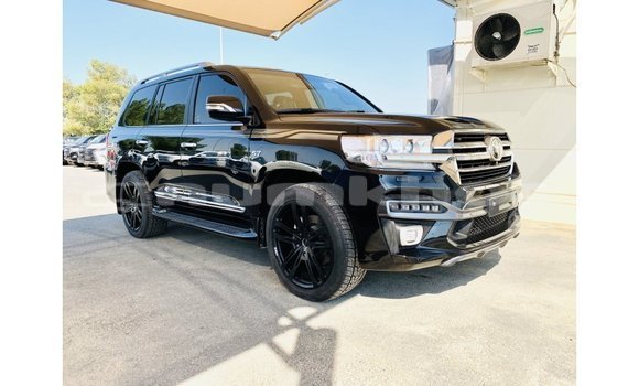 Buy Import Toyota Land Cruiser Black Car in Import - Dubai in Bumthang Buy Import Toyota Land Cruiser Black Car in Import - Dubai in Bumthang