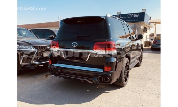 Buy Import Toyota Land Cruiser Black Car in Import - Dubai in Bumthang Buy Import Toyota Land Cruiser Black Car in Import - Dubai in Bumthang