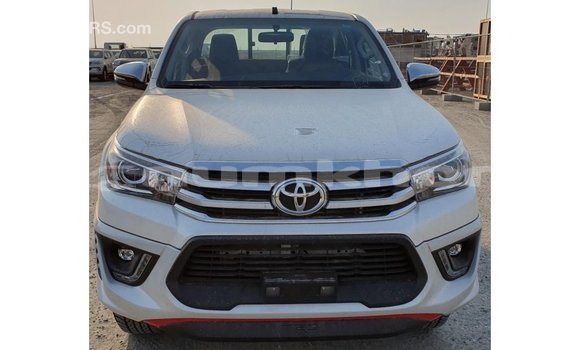 Buy Import Toyota Hilux White Car in Import - Dubai in Bumthang Buy Import Toyota Hilux White Car in Import - Dubai in Bumthang