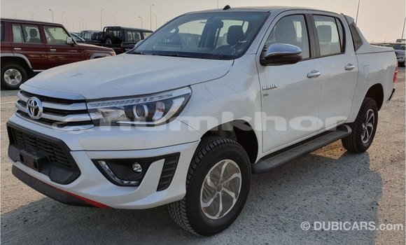 Buy Import Toyota Hilux White Car in Import - Dubai in Bumthang Buy Import Toyota Hilux White Car in Import - Dubai in Bumthang