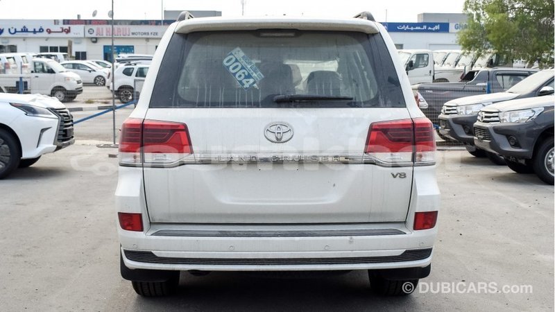 Big with watermark toyota land cruiser bumthang import dubai 2123