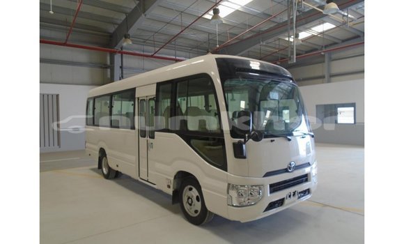 Buy Import Abarth 595 White Car in Import - Dubai in Bumthang