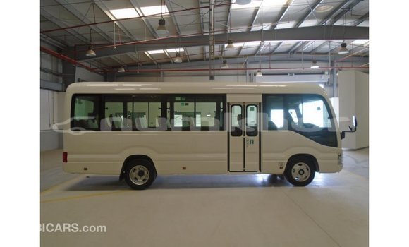 Buy Import Abarth 595 White Car in Import - Dubai in Bumthang Buy Import Abarth 595 White Car in Import - Dubai in Bumthang