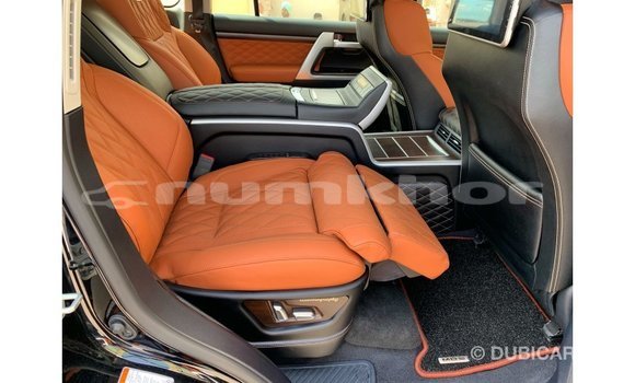 Buy Import Toyota Land Cruiser Black Car in Import - Dubai in Bumthang Buy Import Toyota Land Cruiser Black Car in Import - Dubai in Bumthang