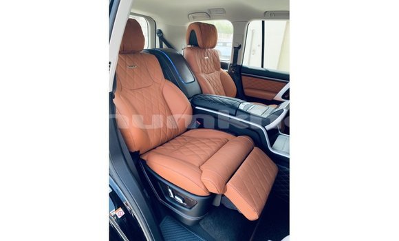 Buy Import Toyota Land Cruiser Black Car in Import - Dubai in Bumthang Buy Import Toyota Land Cruiser Black Car in Import - Dubai in Bumthang