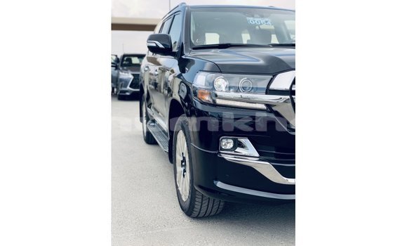 Buy Import Toyota Land Cruiser Black Car in Import - Dubai in Bumthang Buy Import Toyota Land Cruiser Black Car in Import - Dubai in Bumthang