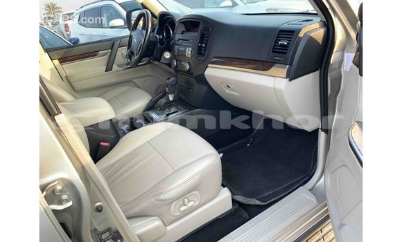 Buy Import Mitsubishi Pajero Other Car in Import - Dubai in Bumthang Buy Import Mitsubishi Pajero Other Car in Import - Dubai in Bumthang