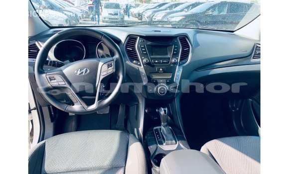 Buy Import Hyundai Santa Fe White Car in Import - Dubai in Bumthang Buy Import Hyundai Santa Fe White Car in Import - Dubai in Bumthang