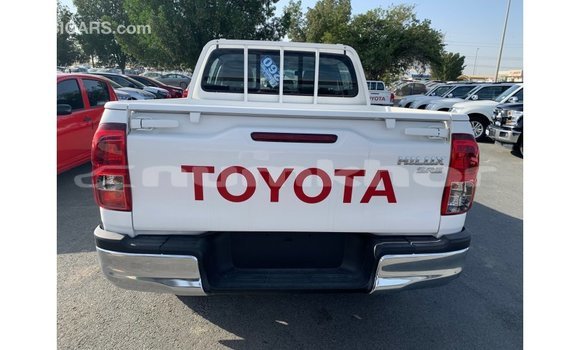 Buy Import Toyota Hilux White Car in Import - Dubai in Bumthang Buy Import Toyota Hilux White Car in Import - Dubai in Bumthang