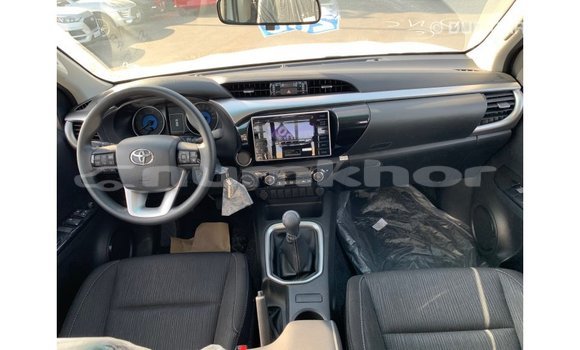 Buy Import Toyota Hilux White Car in Import - Dubai in Bumthang Buy Import Toyota Hilux White Car in Import - Dubai in Bumthang
