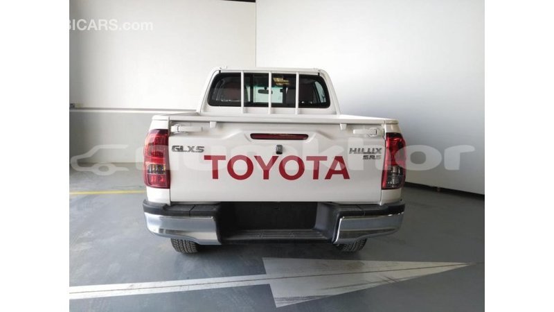 Big with watermark toyota hilux bumthang import dubai 2156