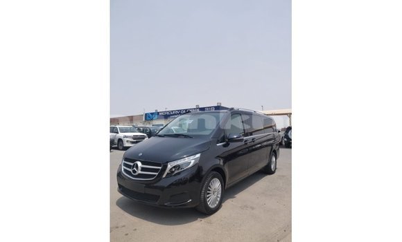 Buy Import Mercedes-Benz 250 Black Car in Import - Dubai in Bumthang Buy Import Mercedes-Benz 250 Black Car in Import - Dubai in Bumthang