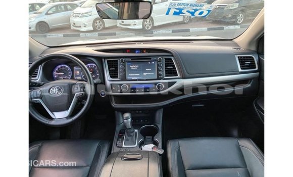 Buy Import Toyota Highlander Black Car in Import - Dubai in Bumthang Buy Import Toyota Highlander Black Car in Import - Dubai in Bumthang