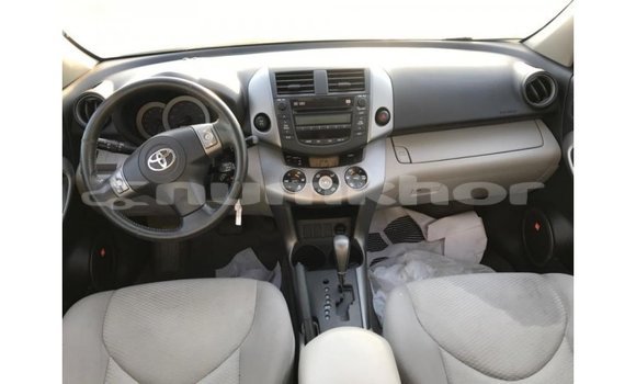 Buy Import Toyota 4Runner White Car in Import - Dubai in Bumthang Buy Import Toyota 4Runner White Car in Import - Dubai in Bumthang