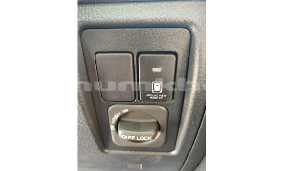 Buy Import Toyota Land Cruiser White Car in Import - Dubai in Bumthang Buy Import Toyota Land Cruiser White Car in Import - Dubai in Bumthang