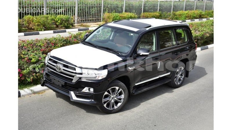 Big with watermark toyota land cruiser bumthang import dubai 2167