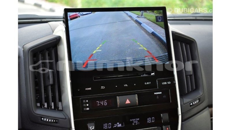 Big with watermark toyota land cruiser bumthang import dubai 2167