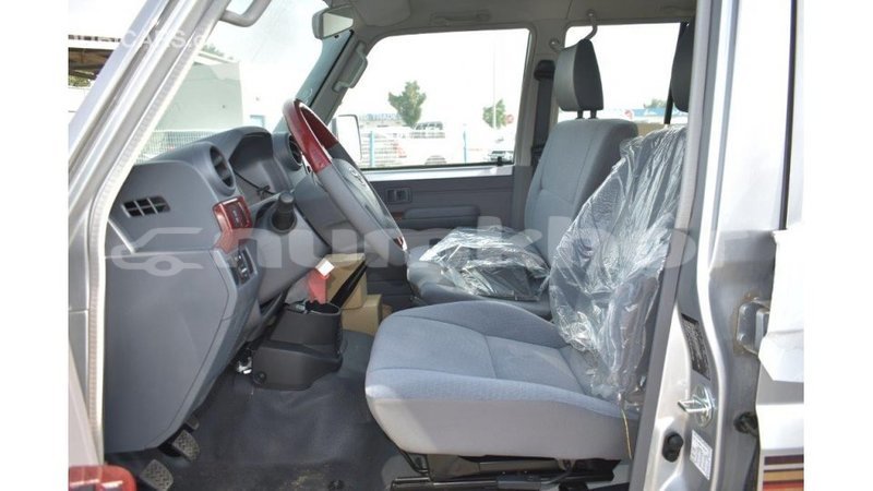 Big with watermark toyota land cruiser bumthang import dubai 2168