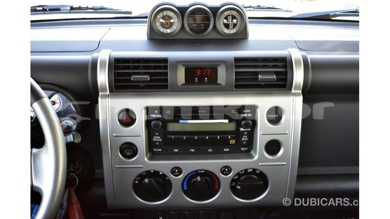 Big with watermark toyota fj cruiser bumthang import dubai 2169