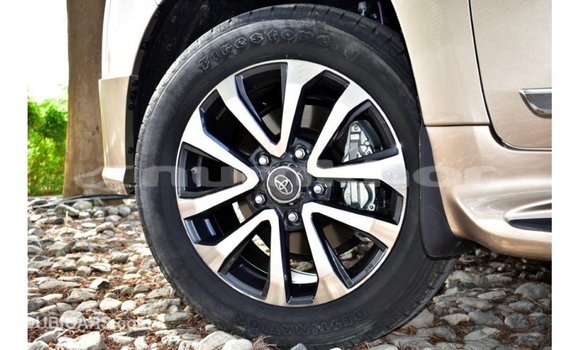 Buy Import Toyota Land Cruiser Other Car in Import - Dubai in Bumthang Buy Import Toyota Land Cruiser Other Car in Import - Dubai in Bumthang