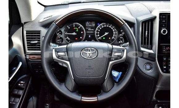 Buy Import Toyota Land Cruiser Other Car in Import - Dubai in Bumthang Buy Import Toyota Land Cruiser Other Car in Import - Dubai in Bumthang