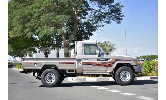 Buy Import Toyota Land Cruiser Other Car in Import - Dubai in Bumthang Buy Import Toyota Land Cruiser Other Car in Import - Dubai in Bumthang