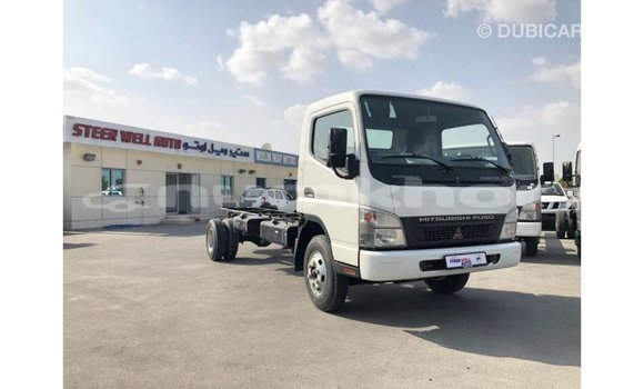 Buy Import Mitsubishi Carisma White Car in Import - Dubai in Bumthang Buy Import Mitsubishi Carisma White Car in Import - Dubai in Bumthang